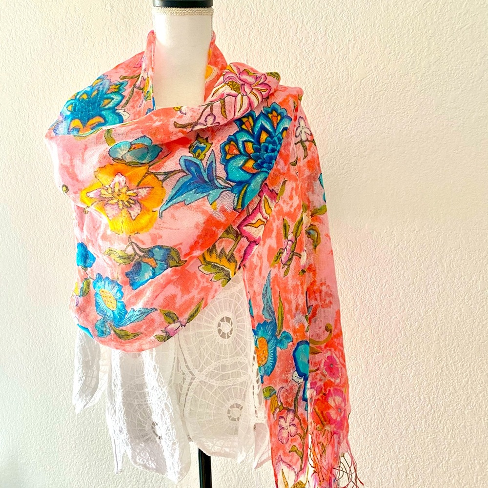 Violet Del Mar Floral Linen Scarf Wrap NWOT